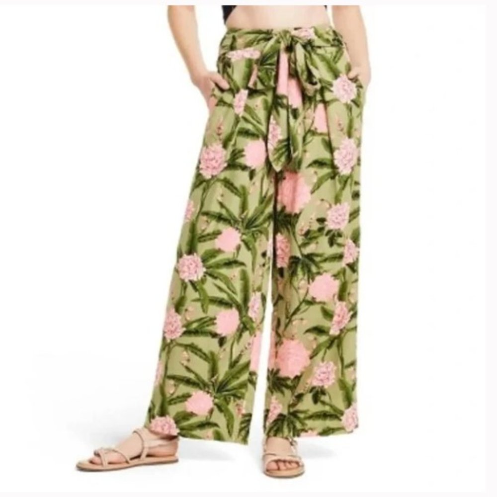 Agua Benita Peony Print Tie Wrap Top & Pants - Size Small (top) / Medium (bottom - Picture 6 of 7